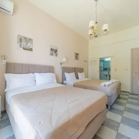 Golden Moon Guest house *