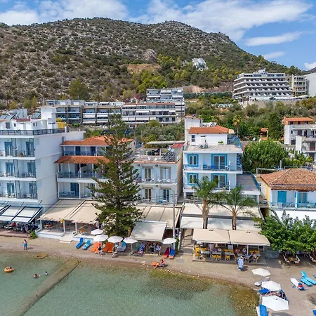 Guest house Golden Moon Tolo