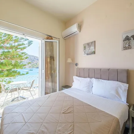 Golden Moon Guest house Tolo