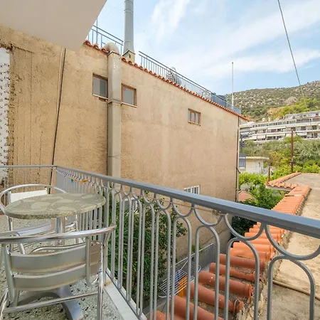 게스트하우스 Golden Moon Tolón