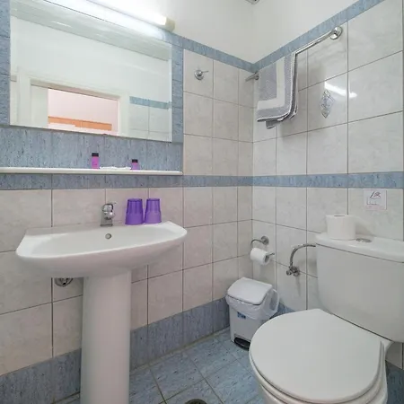 Golden Moon 게스트하우스