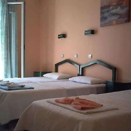 Guest house Golden Moon 3*