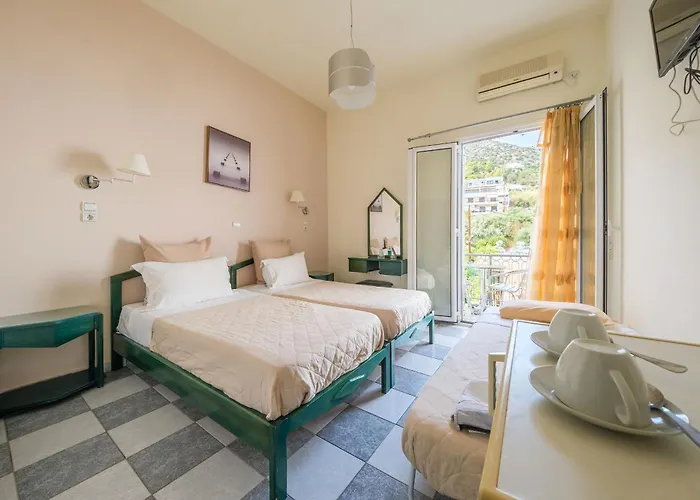 Golden Moon 3* Tolón