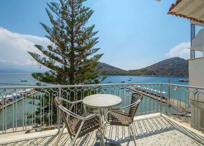 Golden Moon Casa de hóspedes